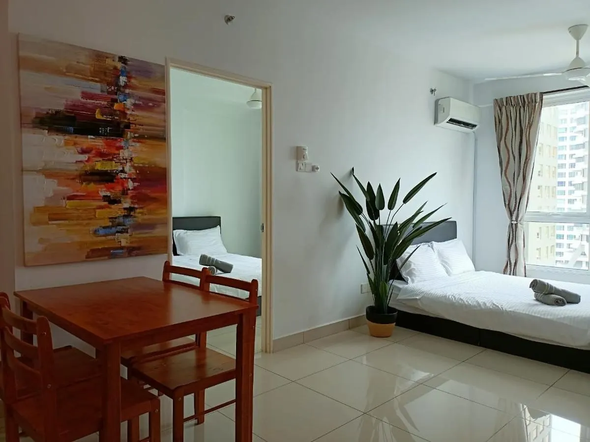 Family Suites At Mansion One By Maj George Town Apartment