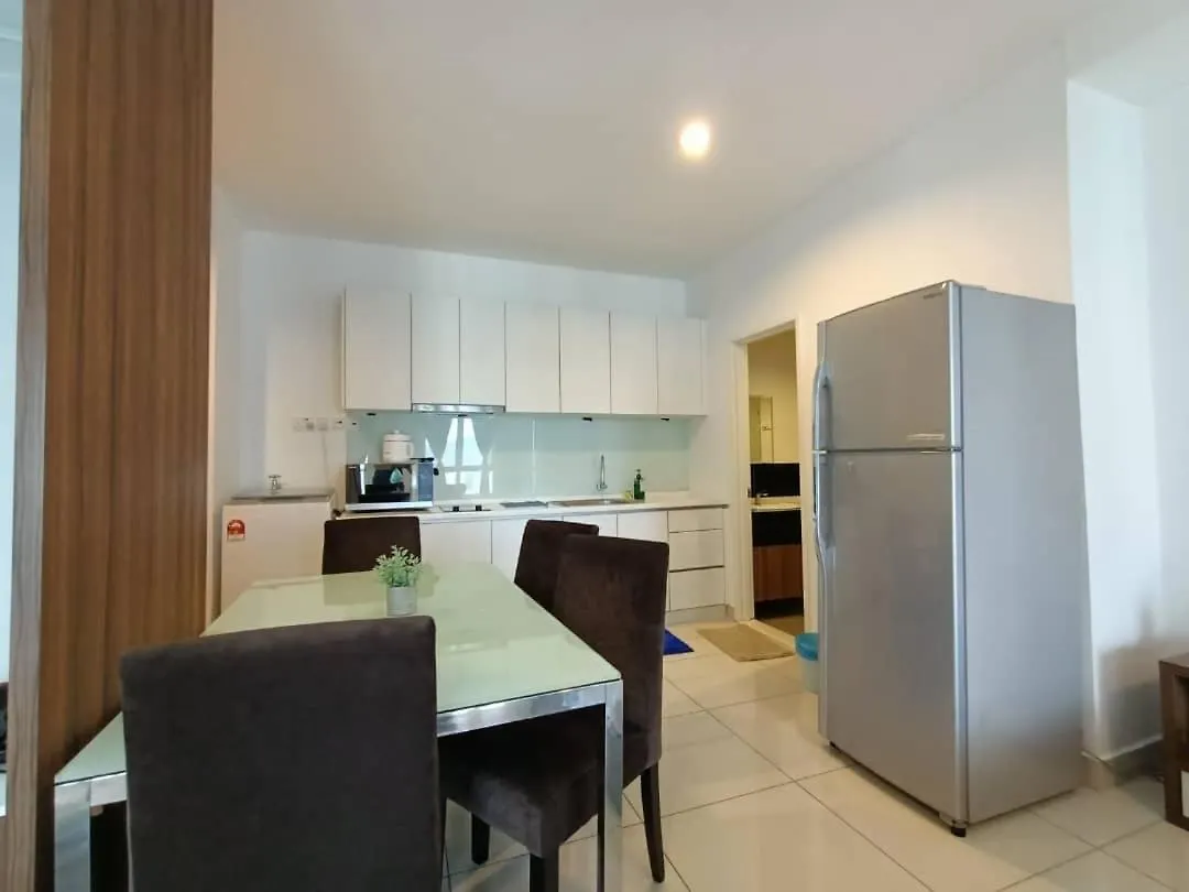 Apartment Family Suites At Mansion One By Maj George Town