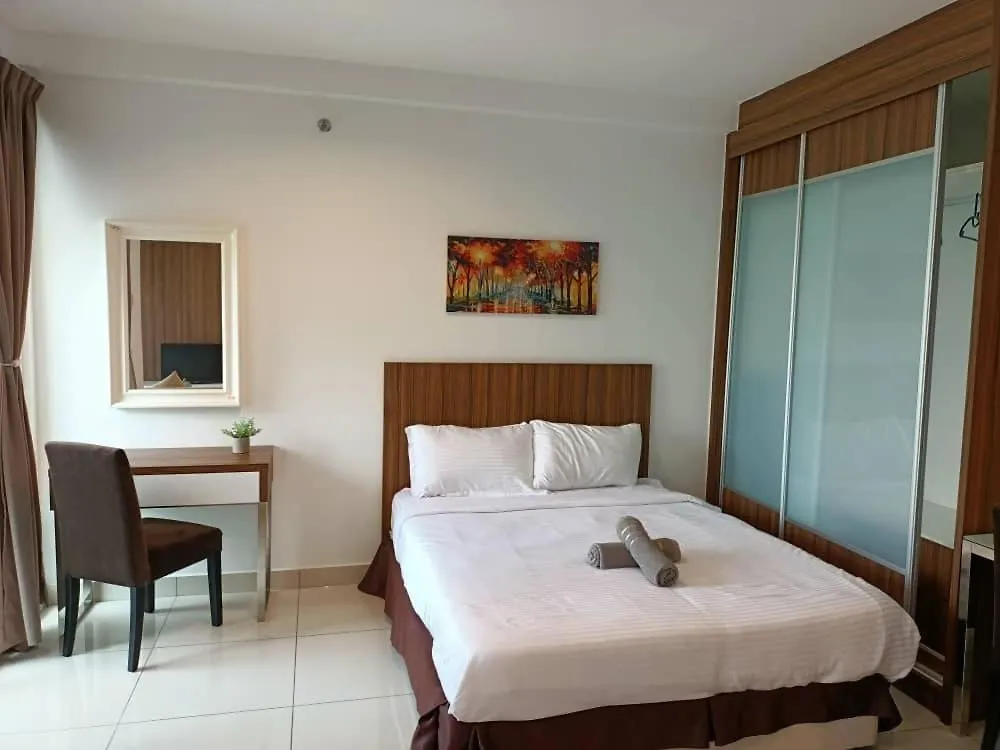 Apartment Family Suites At Mansion One By Maj George Town