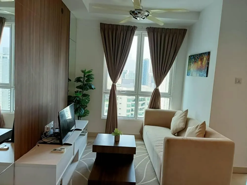 Family Suites At Mansion One By Maj George Town Apartment