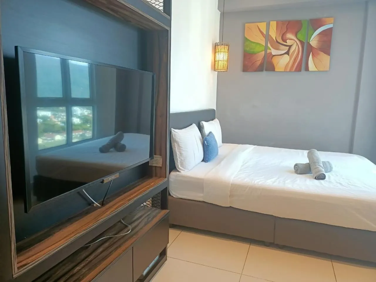 Family Suites At Mansion One By Maj George Town 0*,