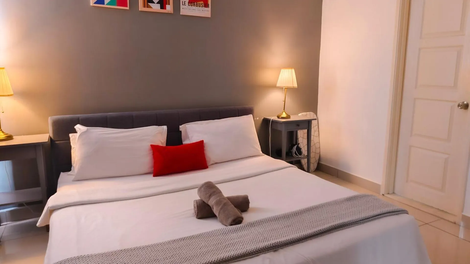 Family Suites At Mansion One By Maj George Town