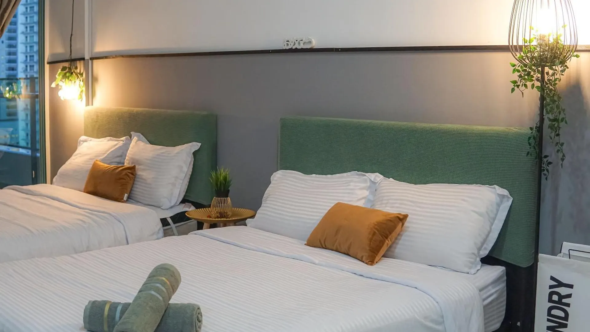 Apartment Family Suites At Mansion One By Maj George Town