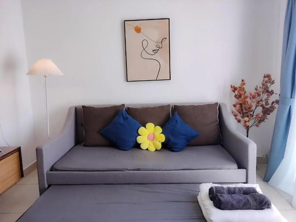 Family Suites At Mansion One By Maj George Town Apartment